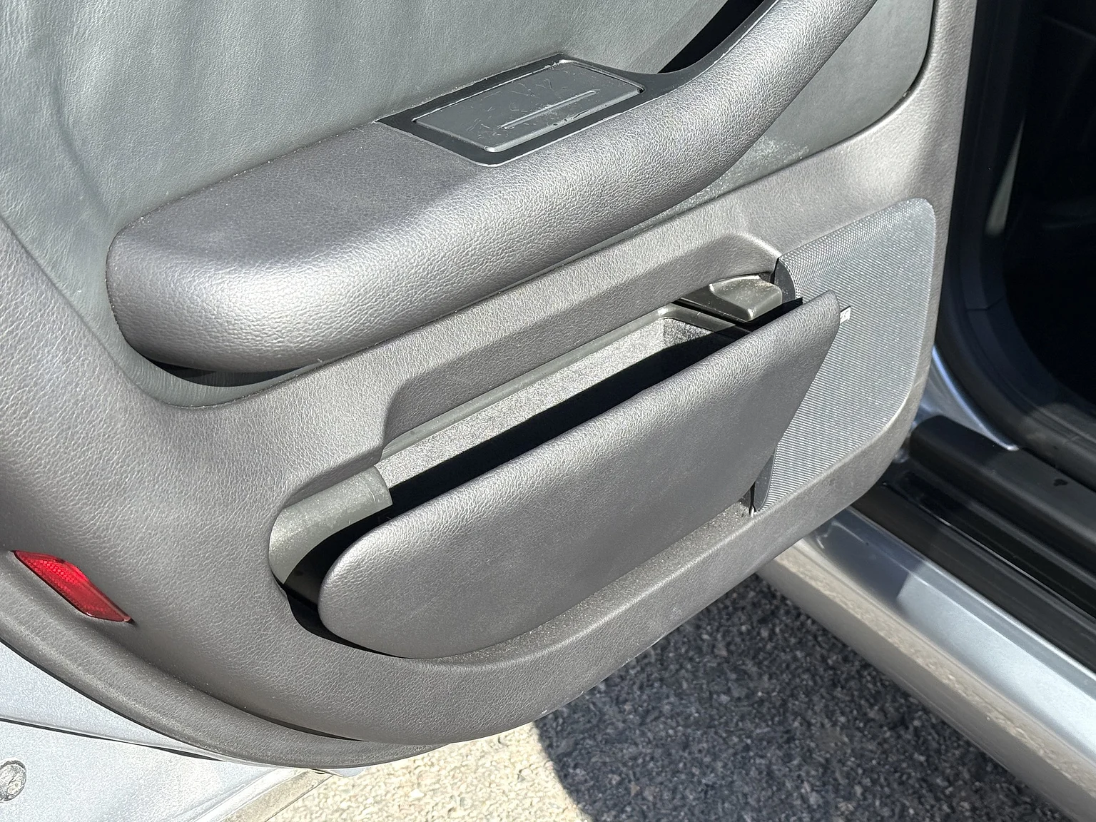 Interior image of 2002 Audi RS 6 Avant (93)