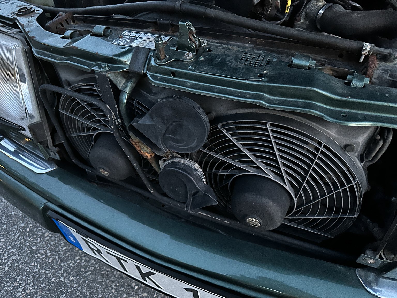 Image of 1996 MERCEDES-BENZ E 320 T mechanics