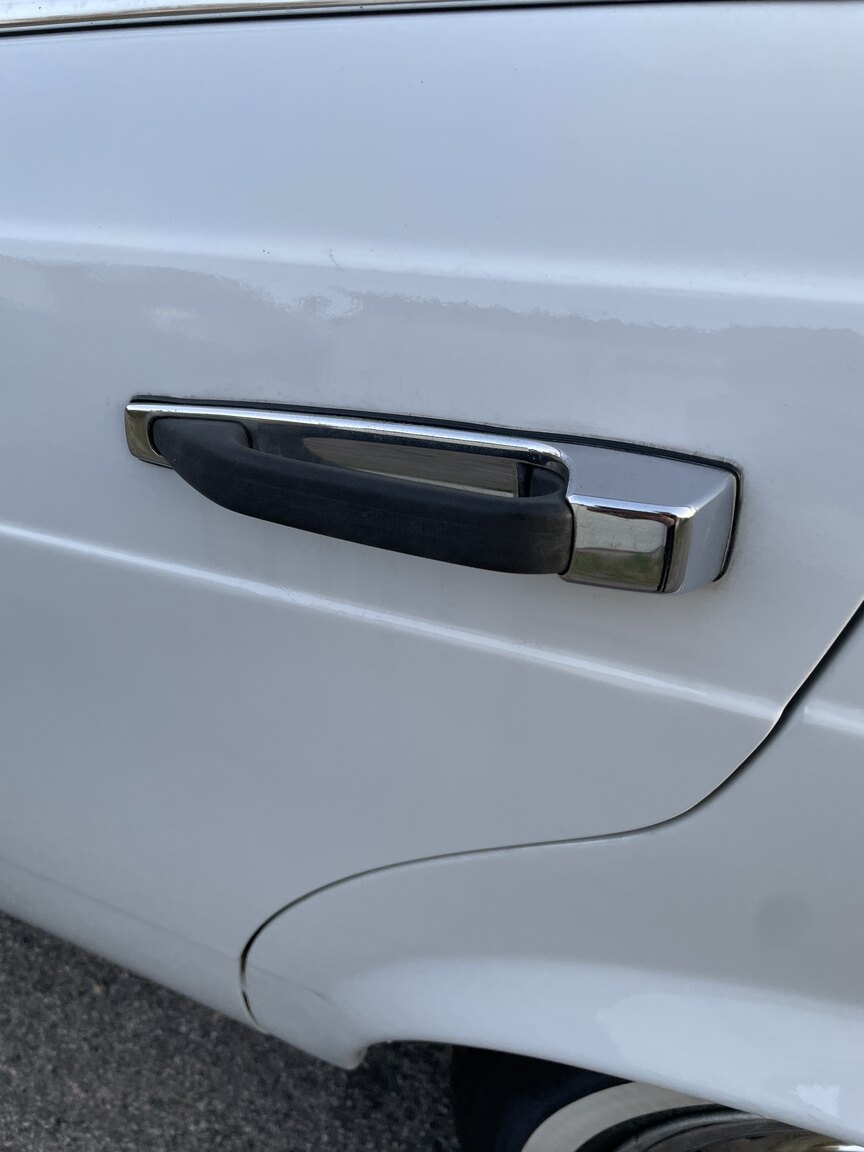 Exteriörbild på 1983 Mercedes-Benz 300 TDT