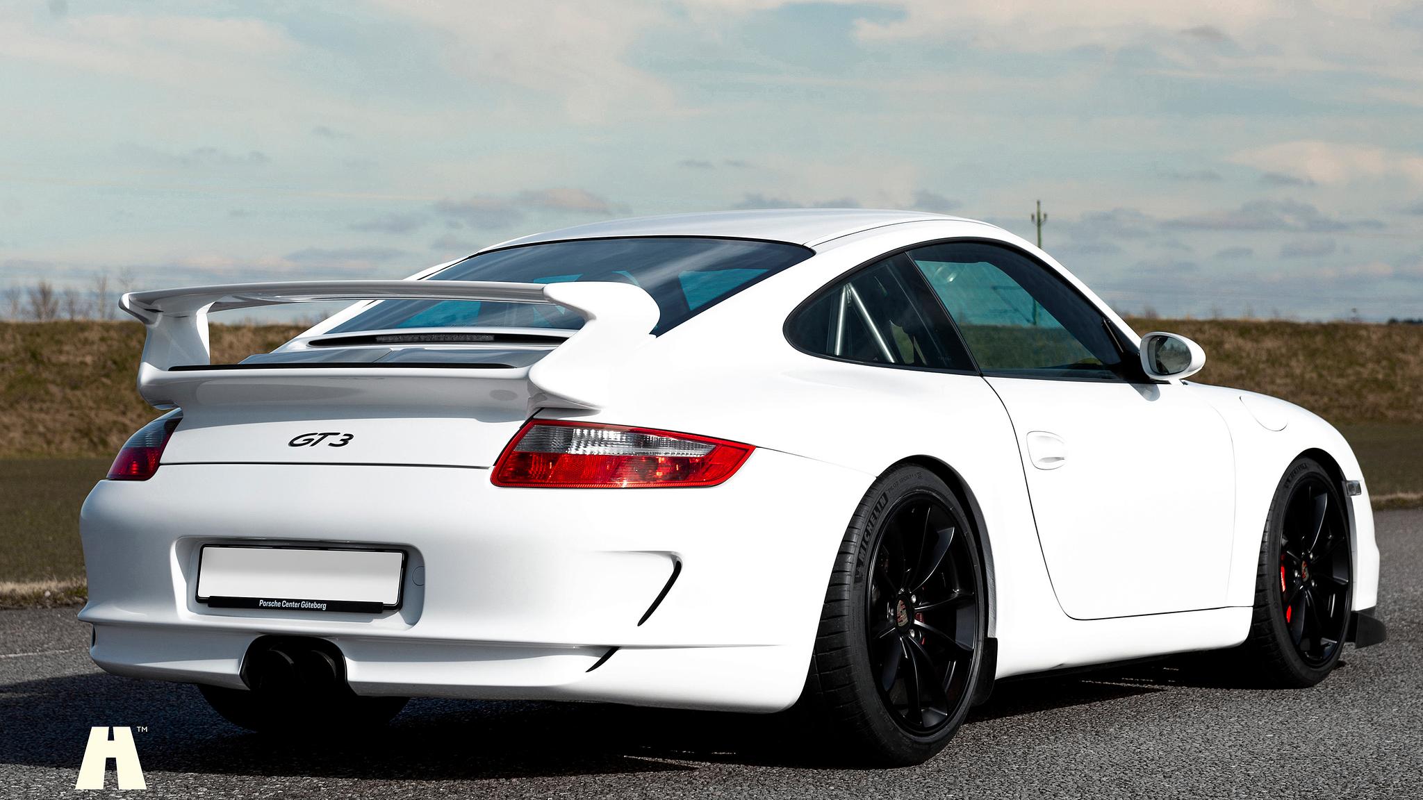 Exterior image of 2007 Porsche 997 GT3 Gen 1  (3)