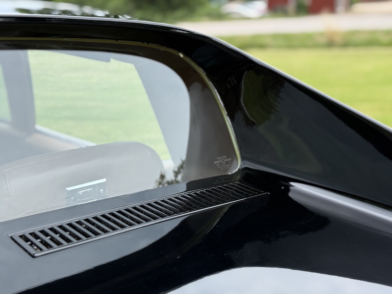Exterior image of 1973 Chevrolet Corvette Stingray