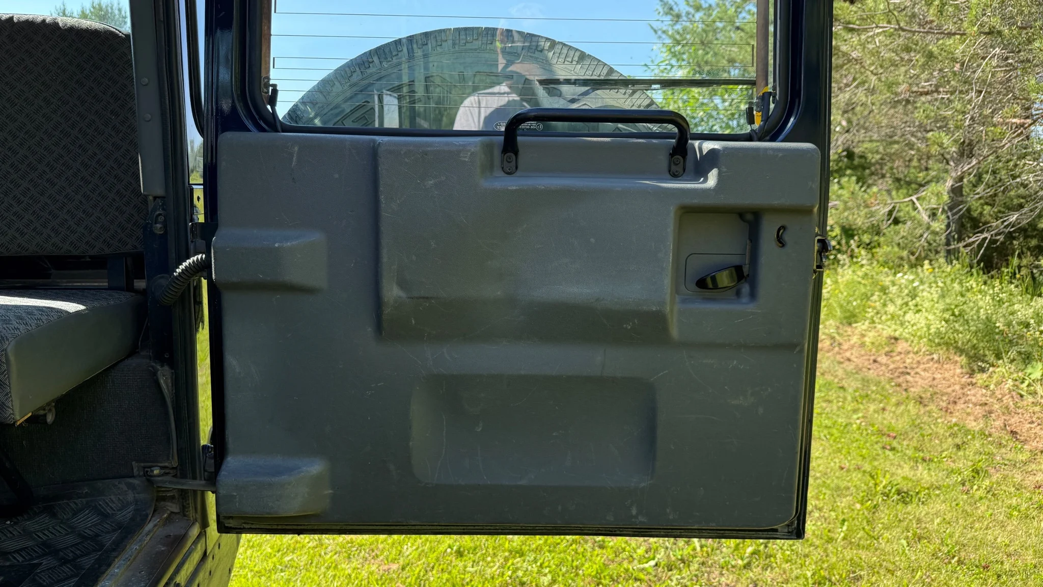 Interior image of 2002 Land Rover Defender 110 Kombi Td5 (29)