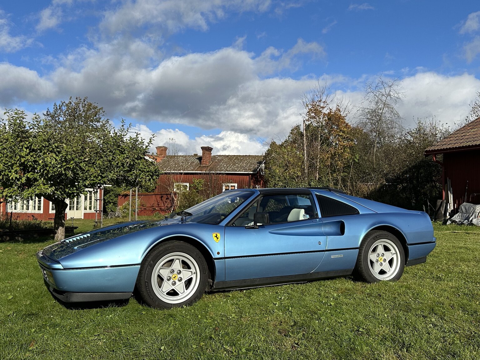 Aussenfoto 1986 Ferrari 328 GTS