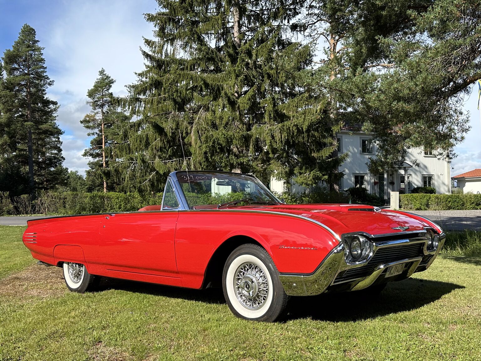 Exteriörbild på 1961 Ford Thunderbird Convertible