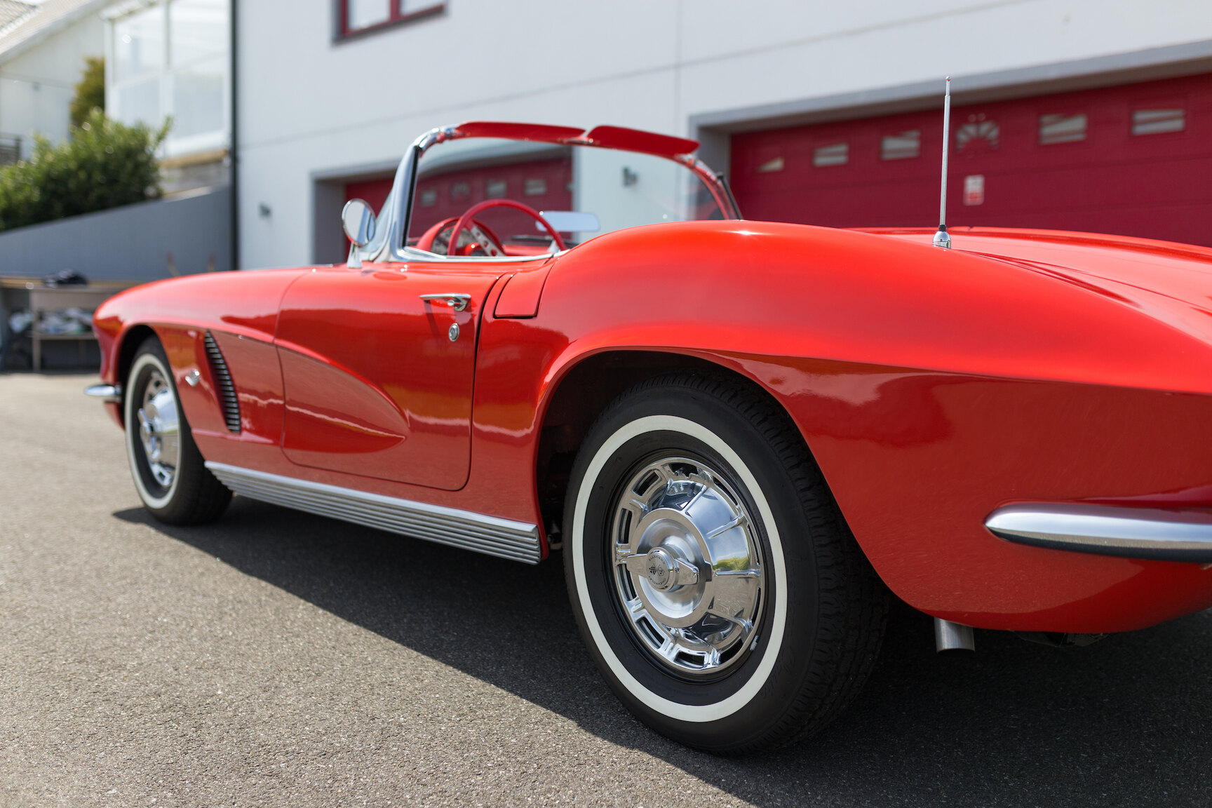 Exterior image of 1962 Corvette C1