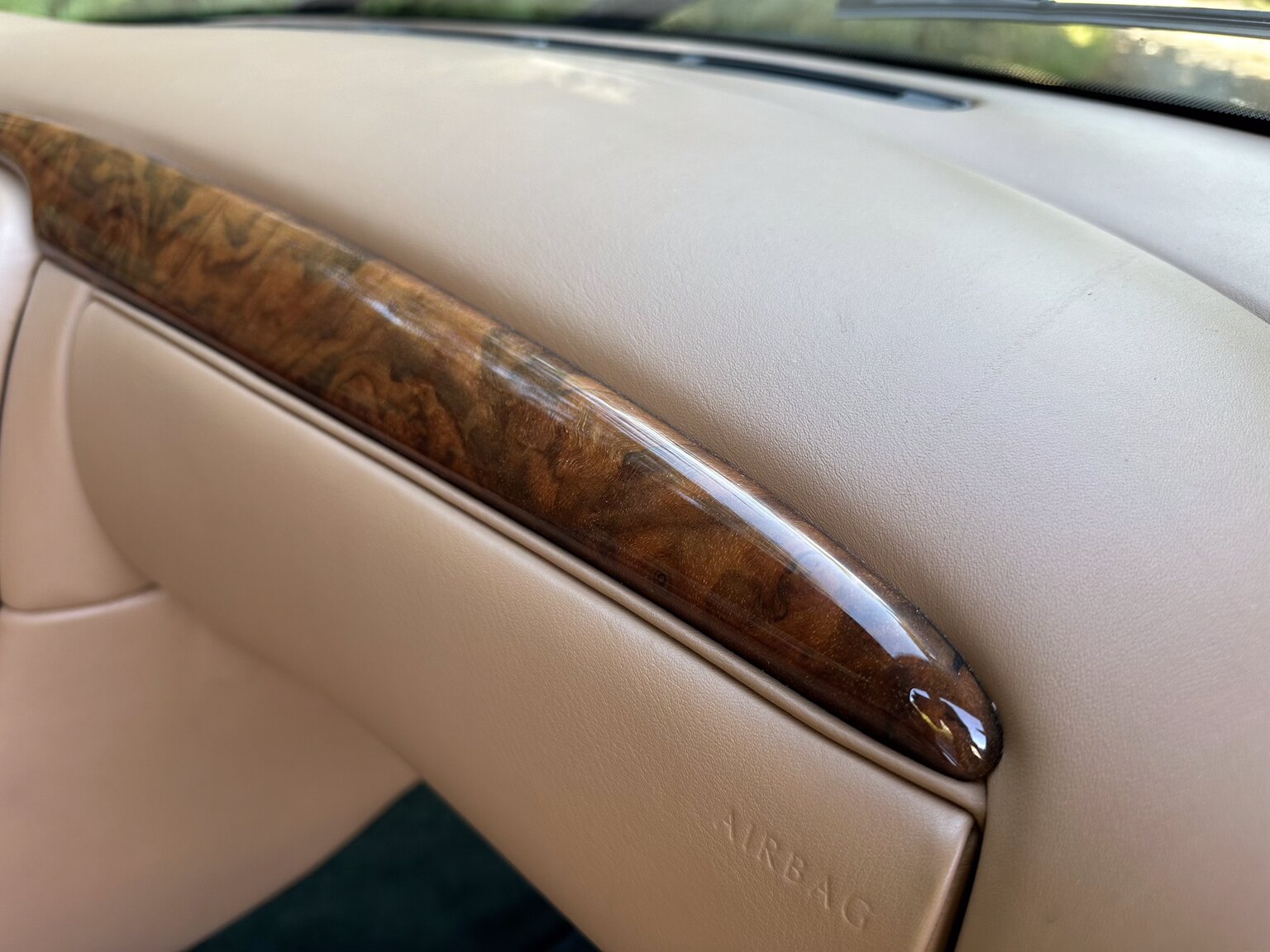Interiörbild 2003 Aston Martin DB7