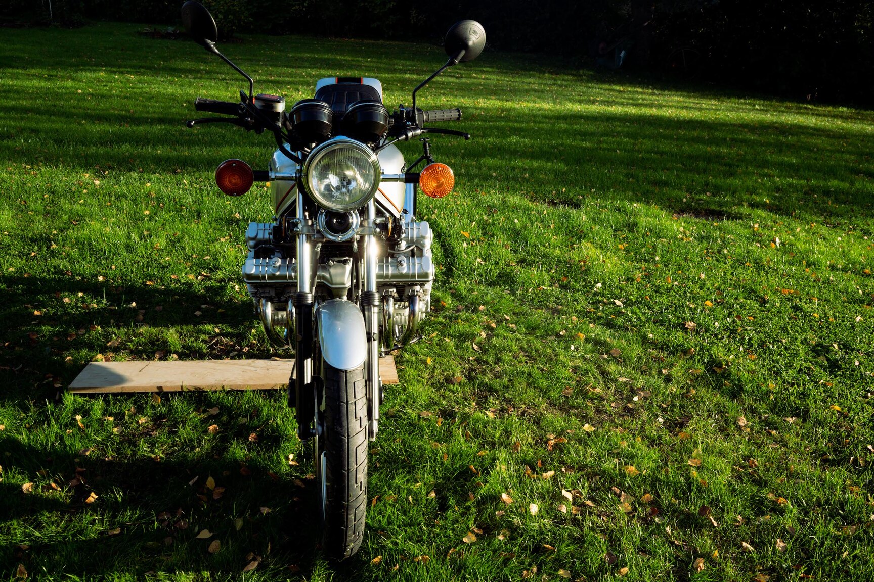 Exterior image of 1979 Honda CBX Super Sport (9)