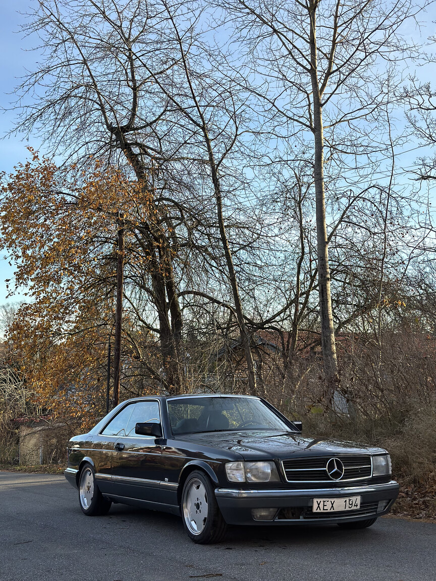 Exteriörbild på 1988 Mercedes 560 SEC