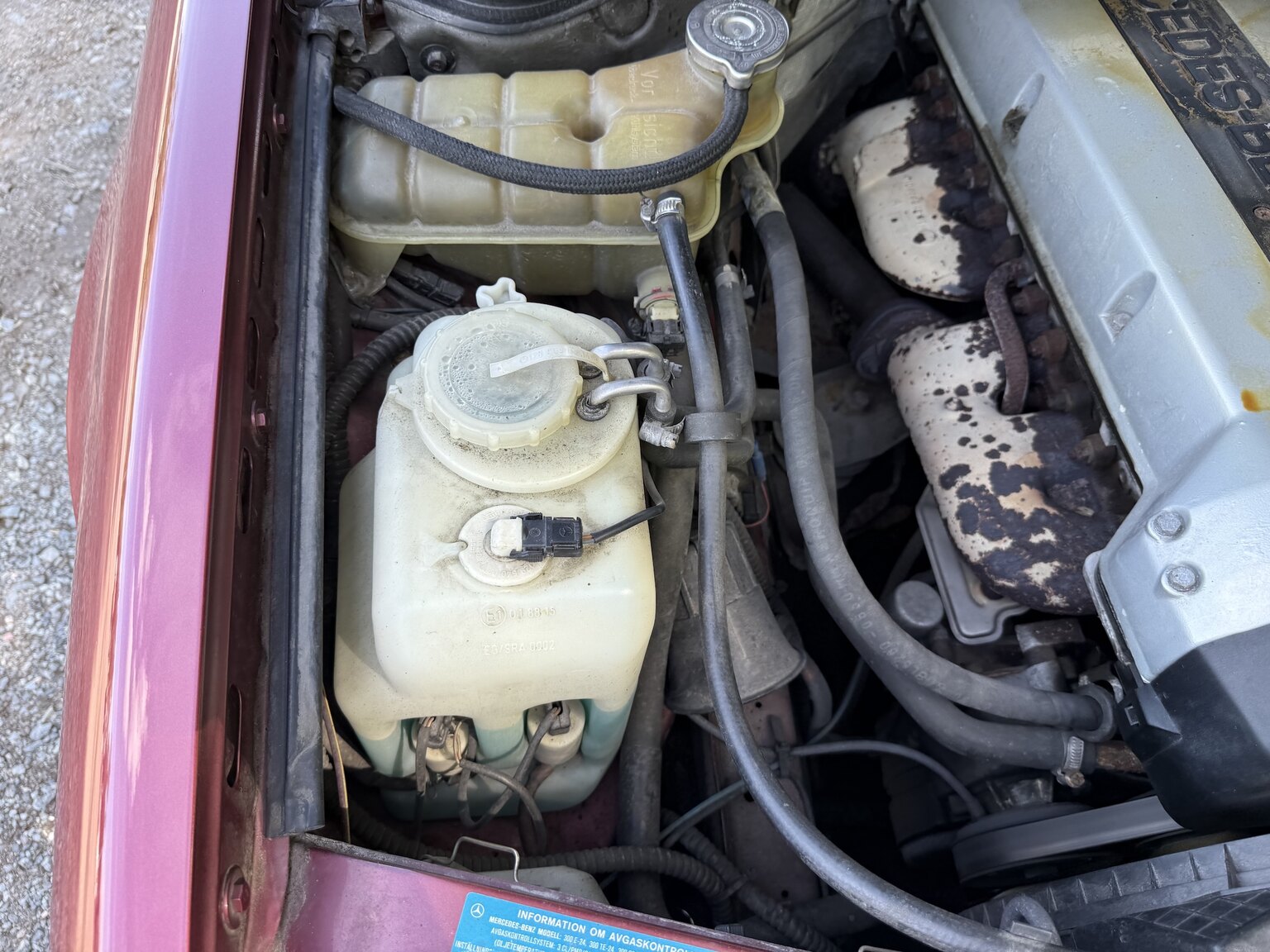 Image of 1991 Mercedes-Benz 300 E-24 mechanics