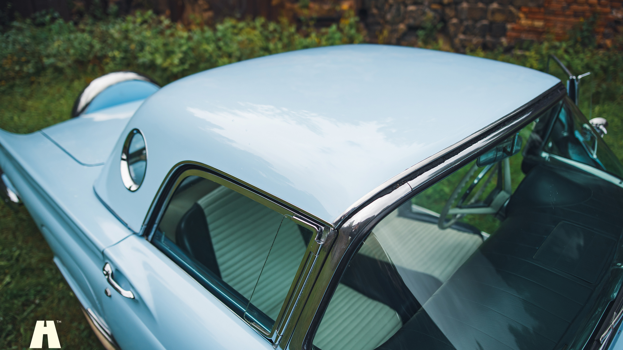 Exterior image of 1957 Ford Thunderbird D-Code