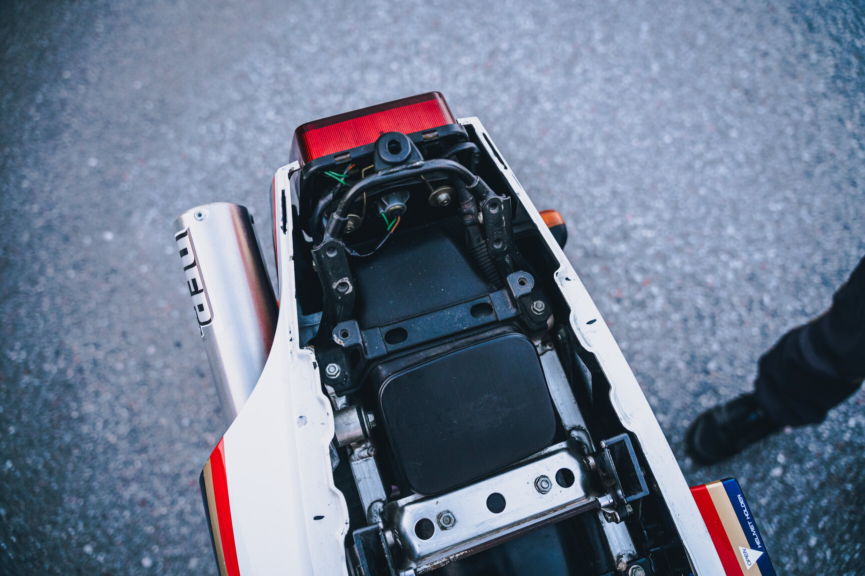 Exterior image of 1986 Honda NS400R Rothmans Replica