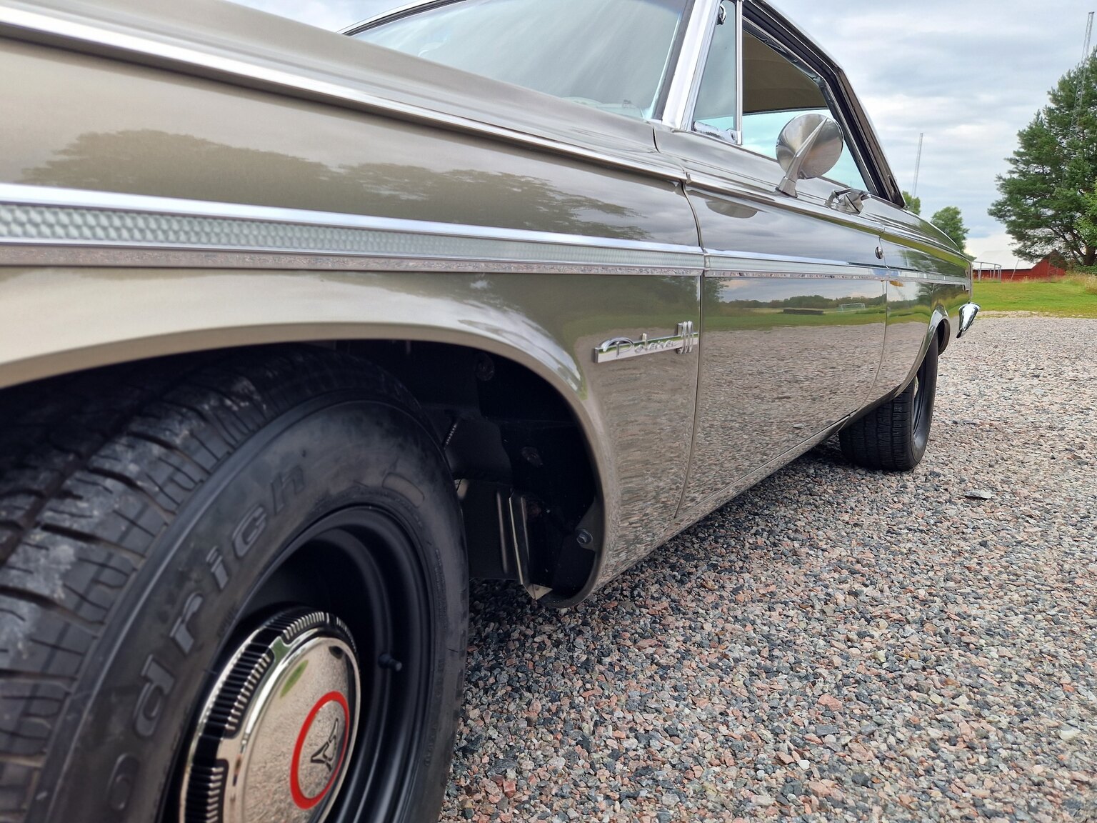 Exteriörbild på 1964 Dodge Polara 500