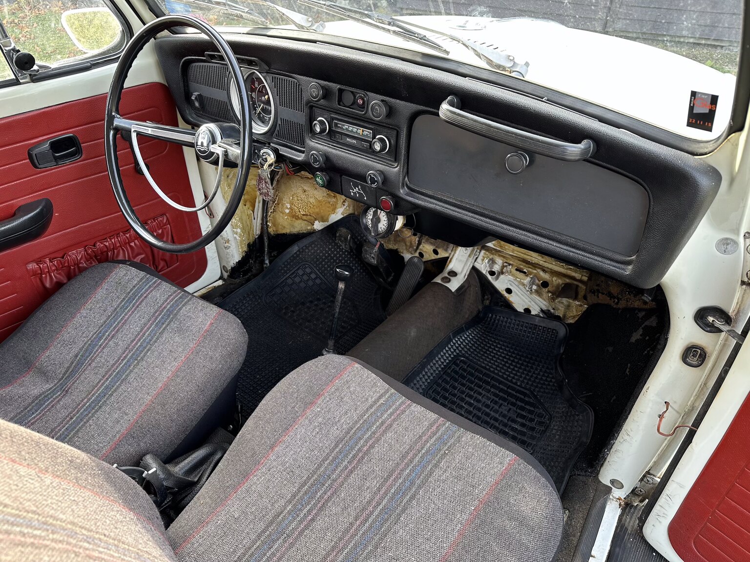 Interior image of 1971 Volkswagen Beetle 1302 S