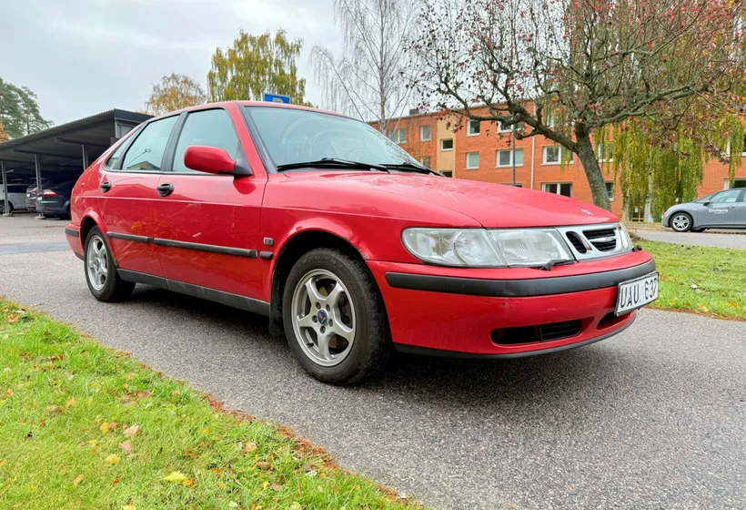 2003 Saab 9-3 5-dörrar