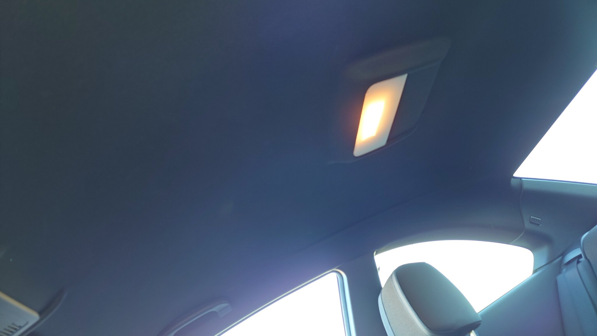 Innenraumfoto von 2011 BMW 135i Coupé 