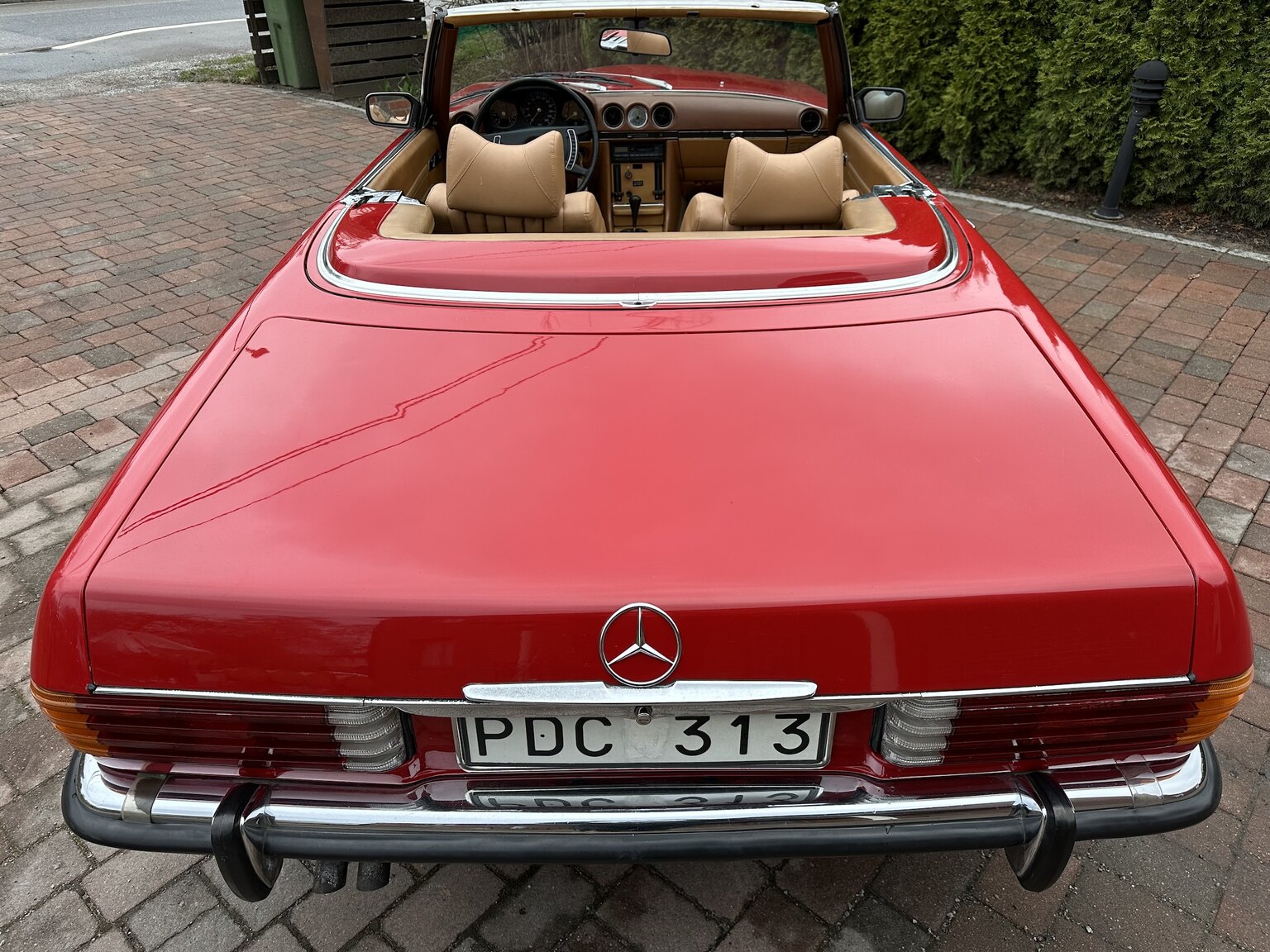 Exterior image of 1973 Mercedes-Benz 450 SL