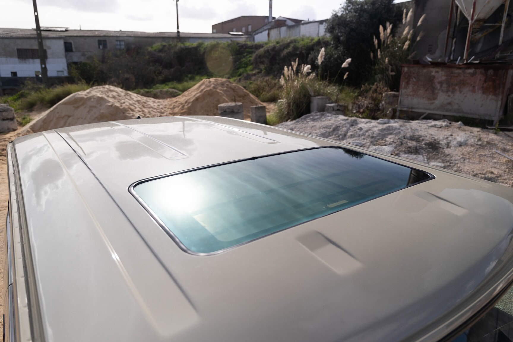 Aussenfoto 1991 Range Rover Restomod