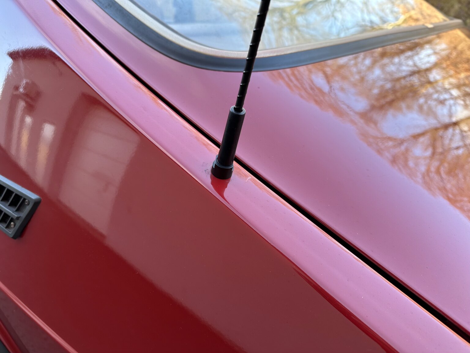 Exterior image of 1984 Saab 900 GL (41)