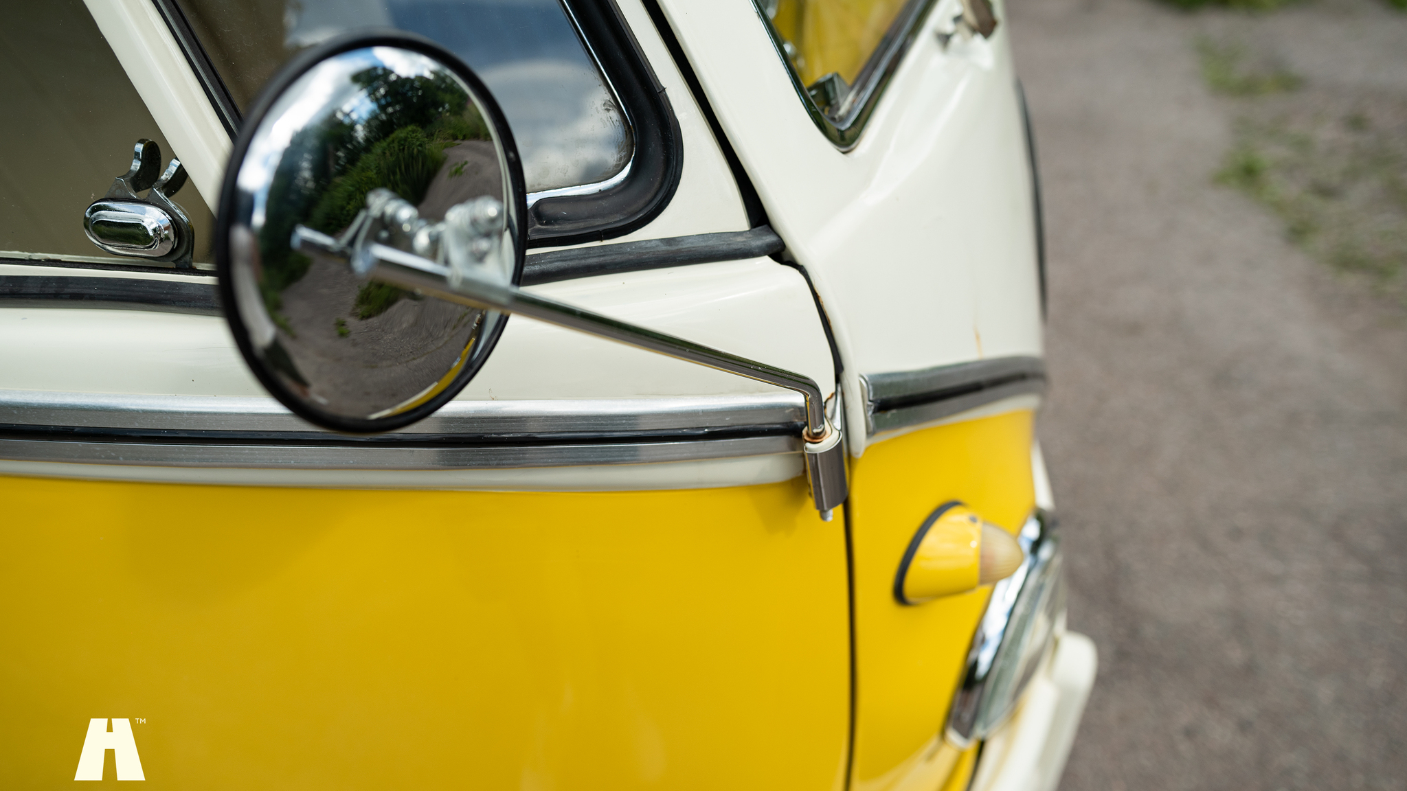 Exteriörbild på 1974 Volkswagen T1 Split Window  