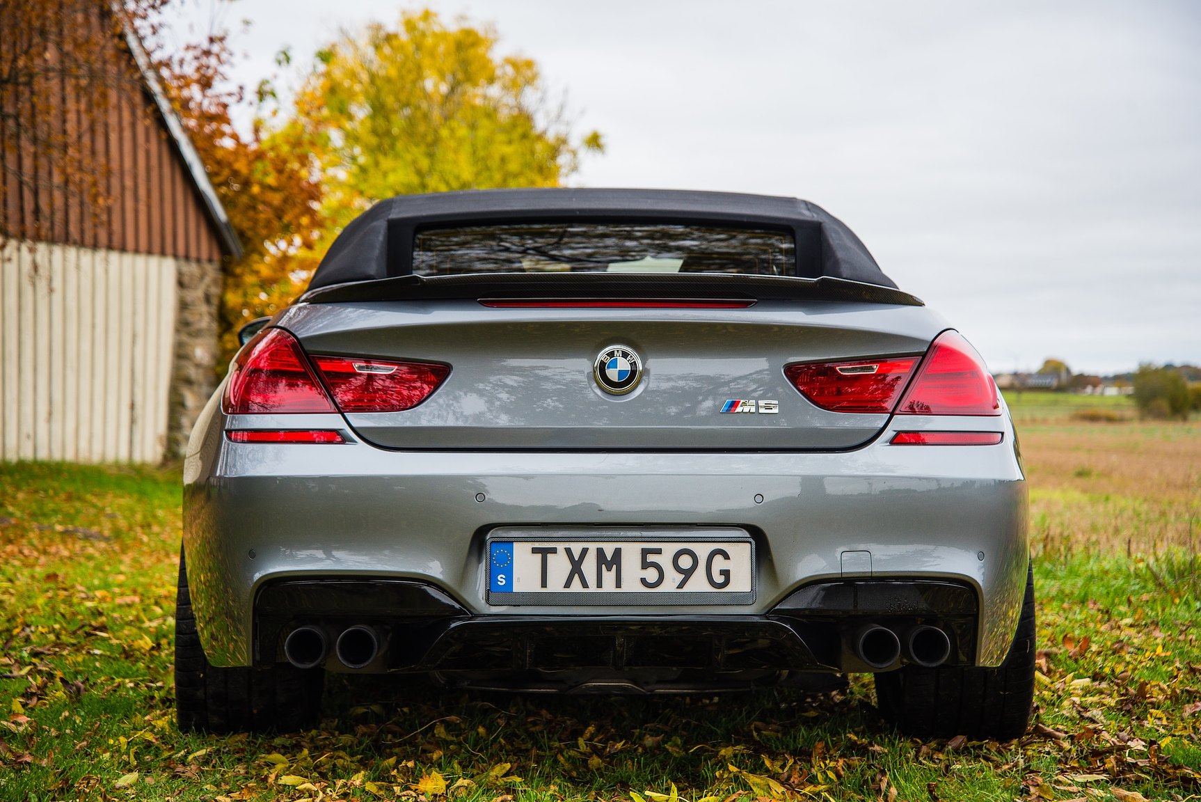 Exterior image of 2014 BMW M6C