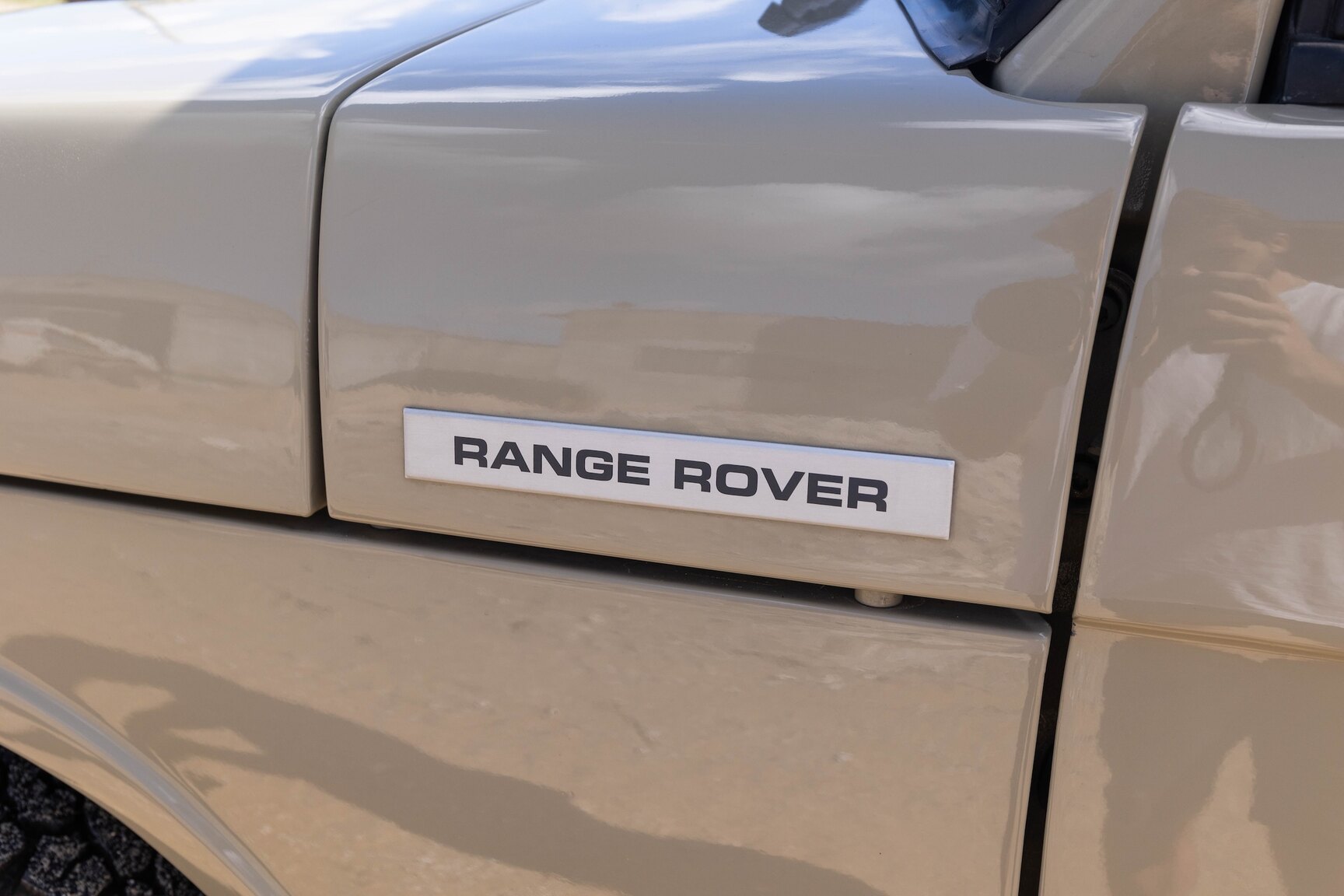 Aussenfoto 1991 Range Rover Restomod