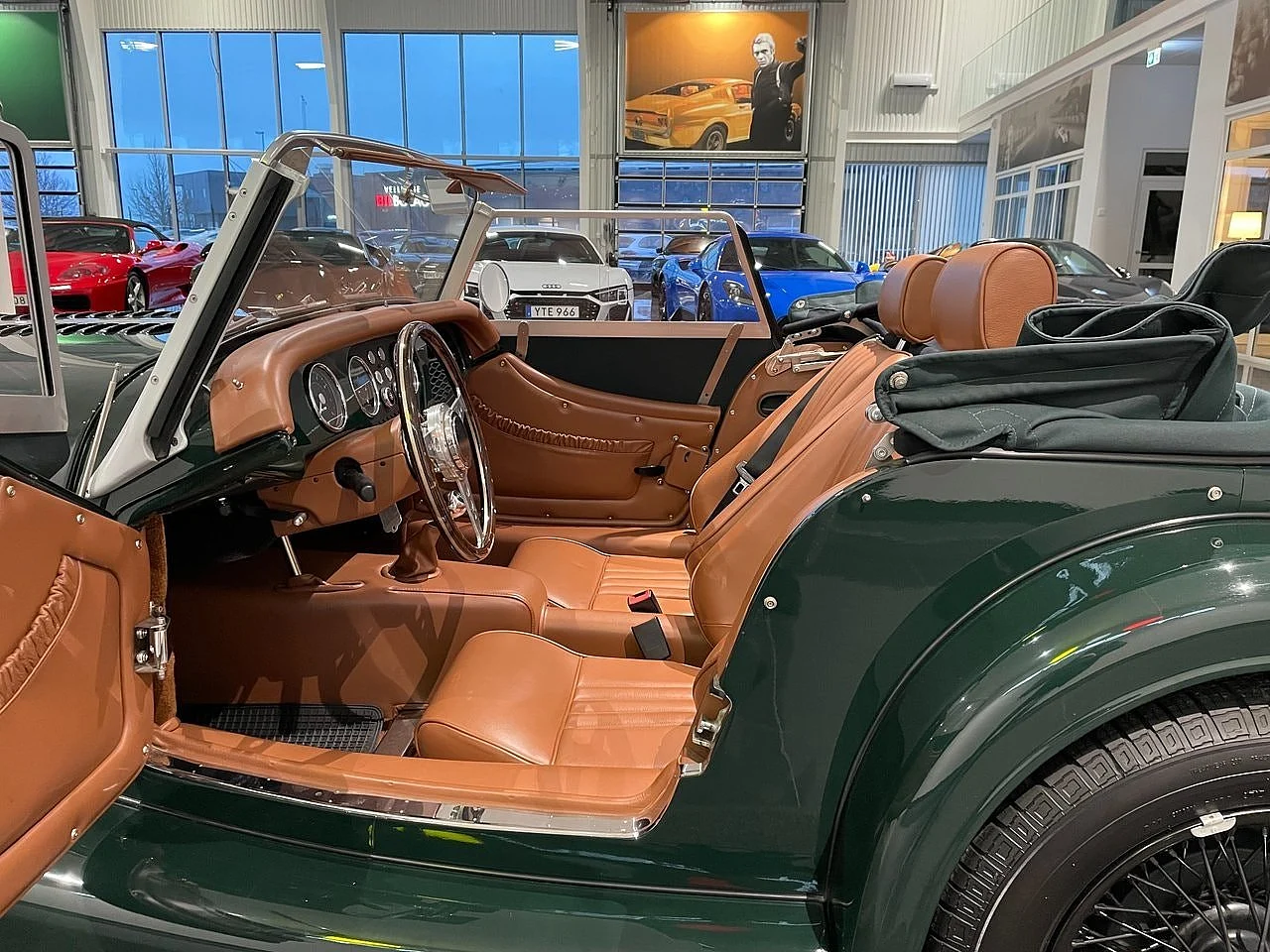 Image of 2018 Morgan 4+4 (3)