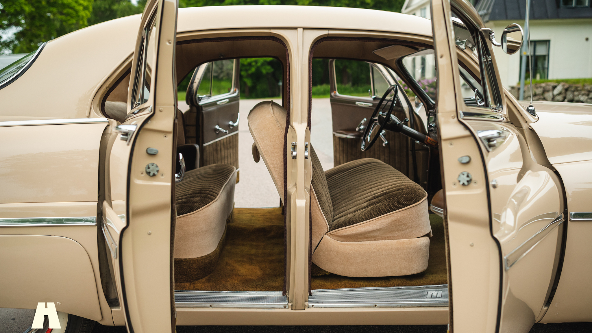 Interiörbild 1950 Mercury Eight Sport Sedan