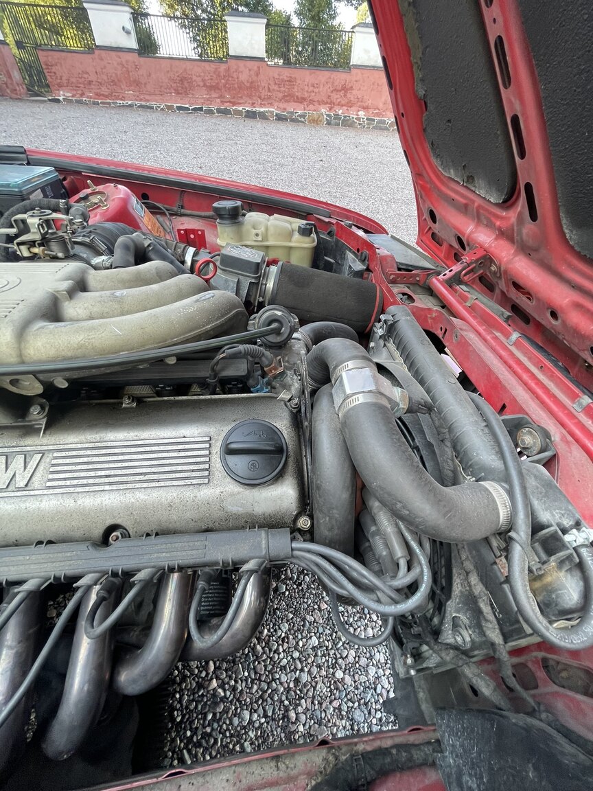 1987 BMW 320i, Mekanik