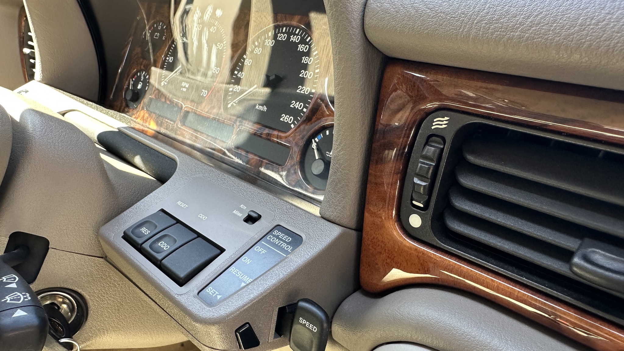 Interiörbild 1997 Jaguar XJ 4.0 Executive