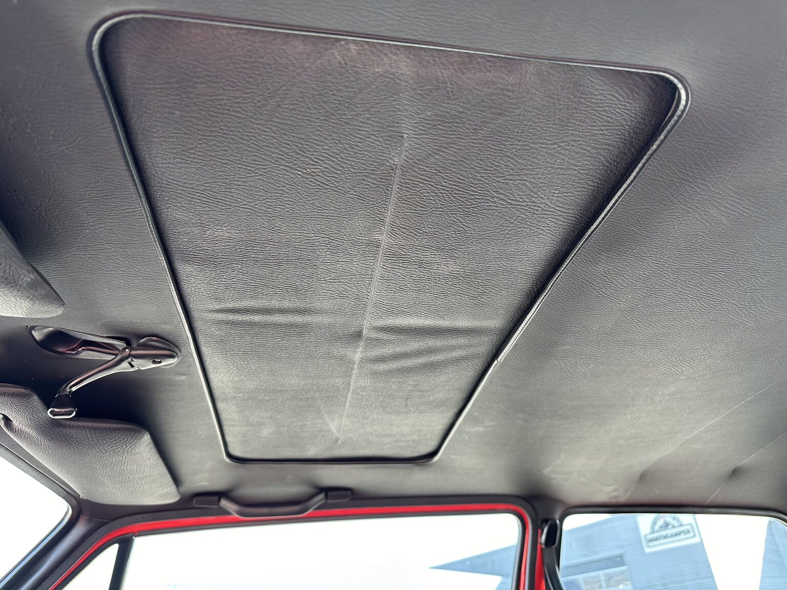 Innenraumfoto von 1984 Volkswagen Golf GTI