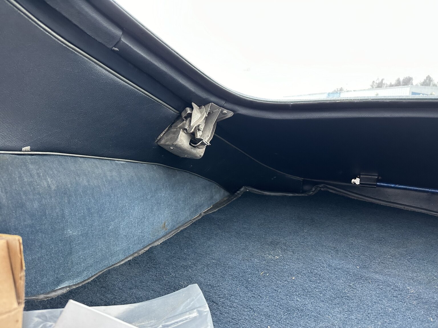 Interior image of 1962 Jaguar E-Type 3.8 Series I