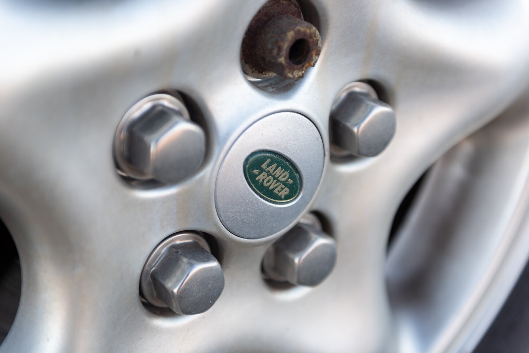 Exterior image of 1999 Land Rover Discovery 4.0 V8