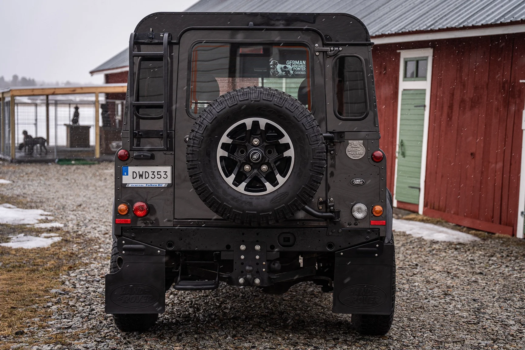 Exterior image of 2015 Land Rover Defender 90 Special (15)