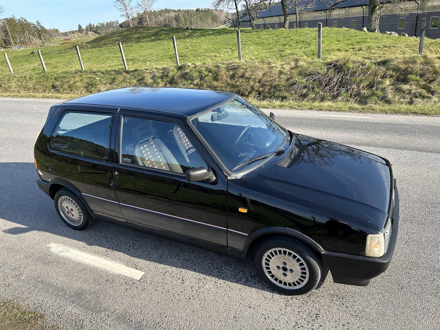 Exteriörbild på 1987 Fiat UNO Turbo I.E (11)