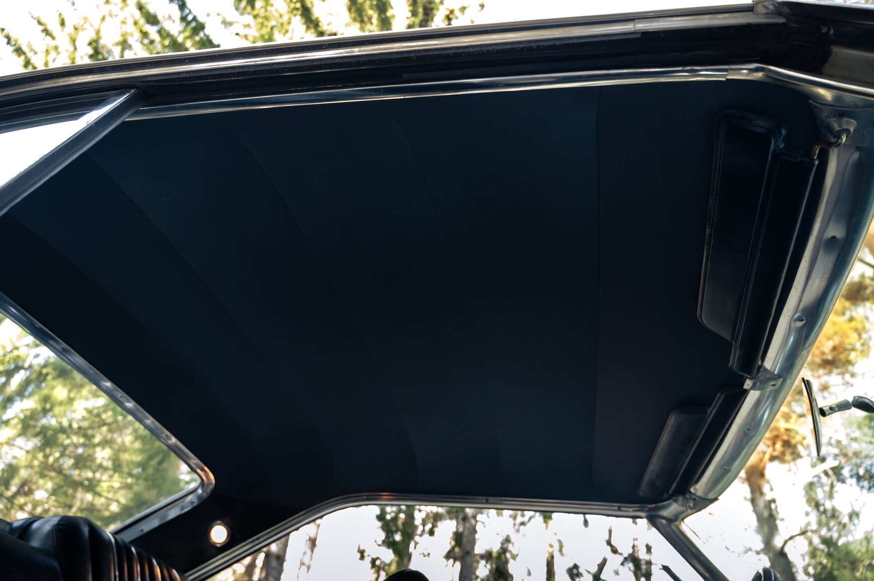 Interior image of 1963 Ford Galaxie 500/XL