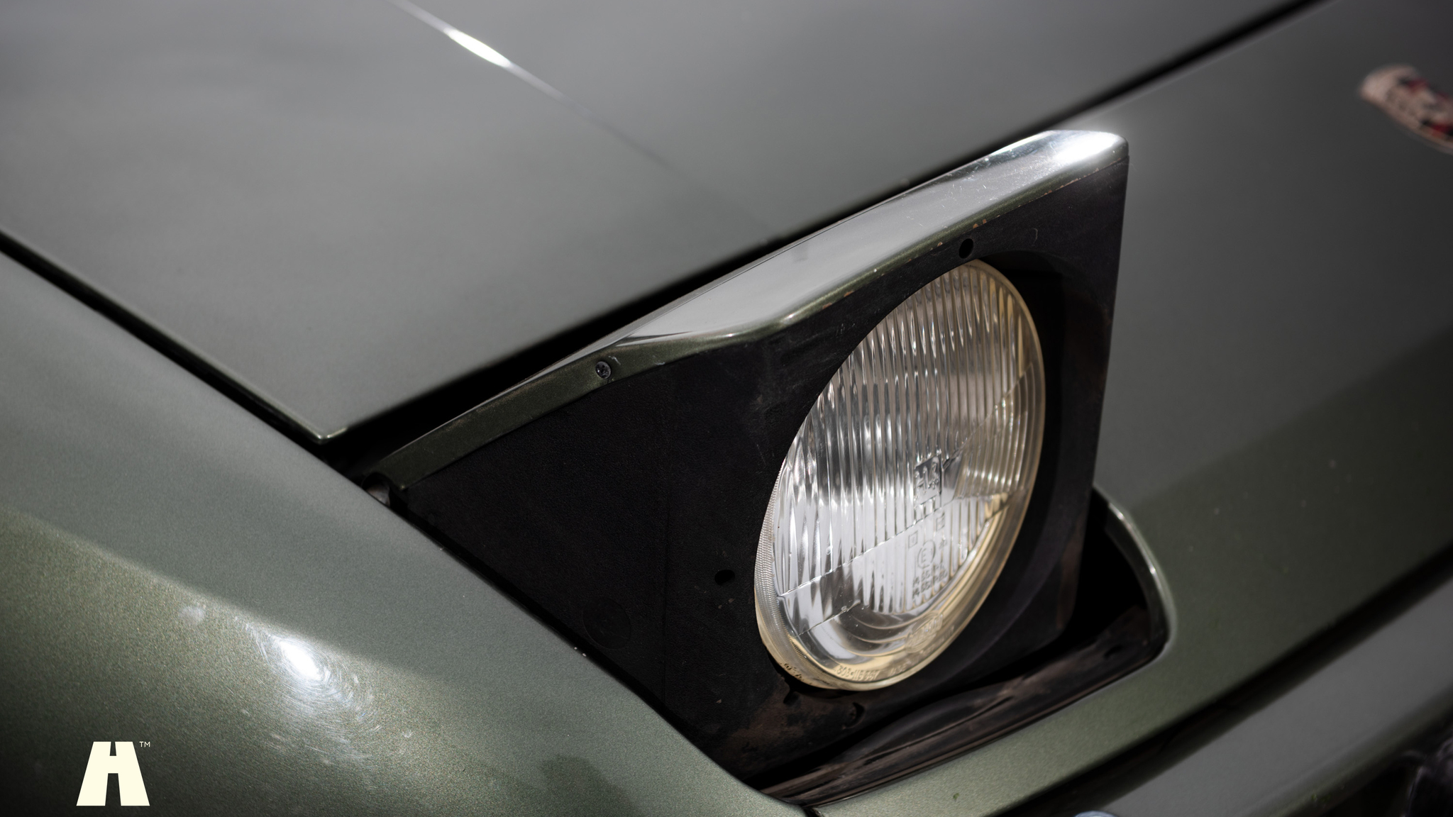 Exterior image of 1981 Porsche 924 (86)