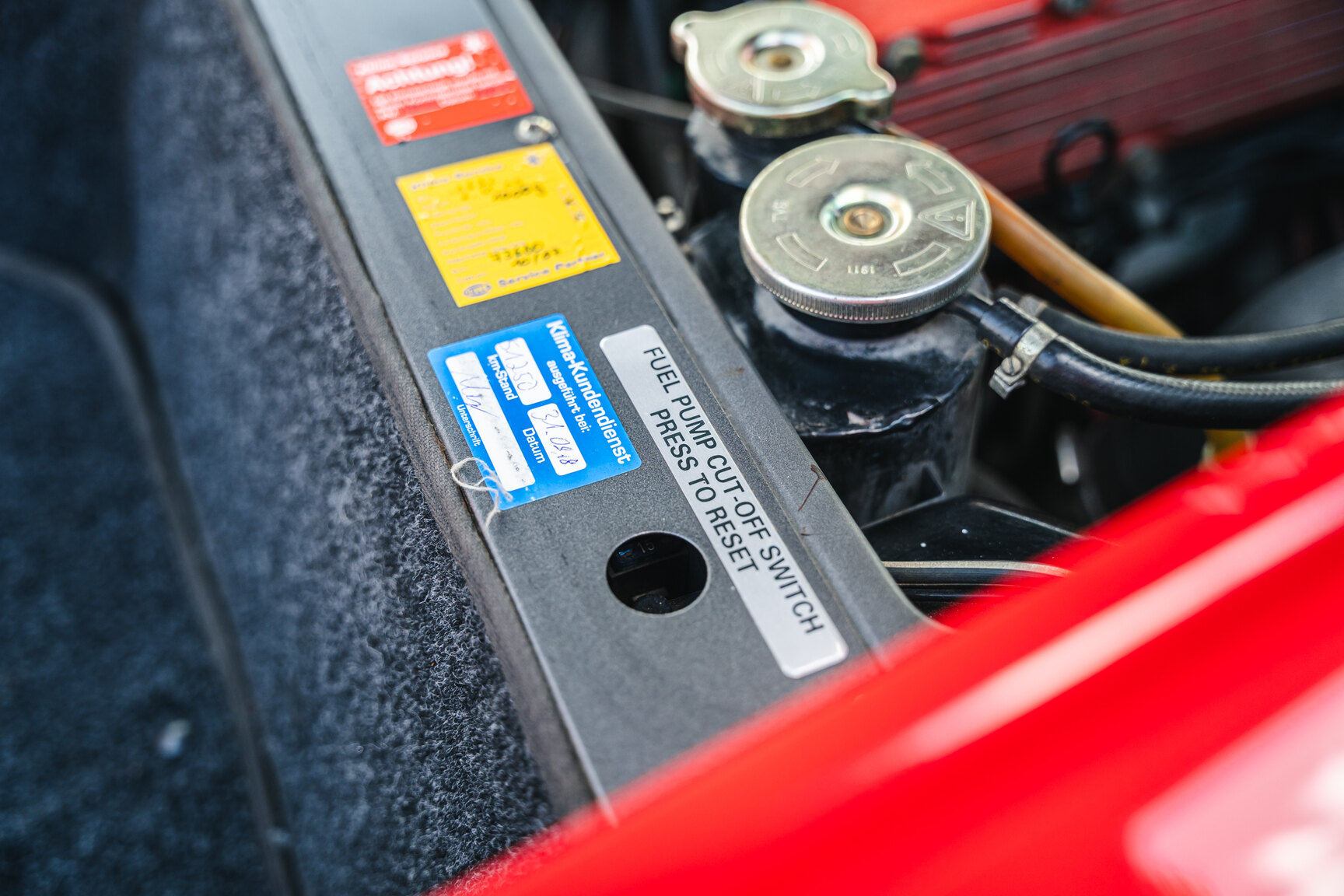 Image of 1992 Lotus Esprit Turbo High-Wing mechanics