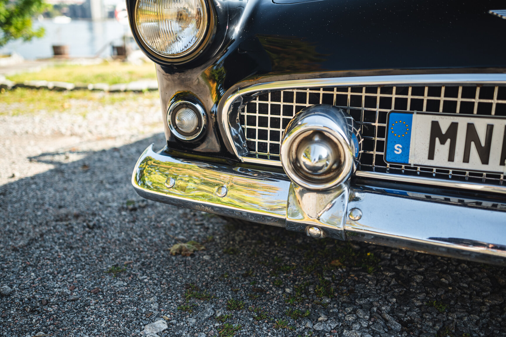 Exterior image of 1956 Ford Thunderbird