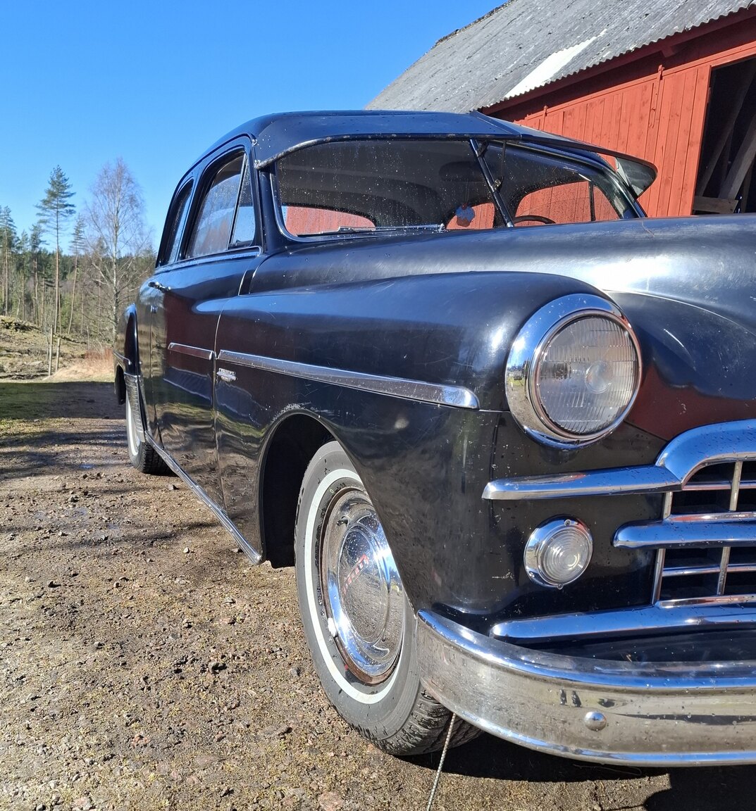 Exteriörbild på 1949 Dodge Coronet Club Coupé