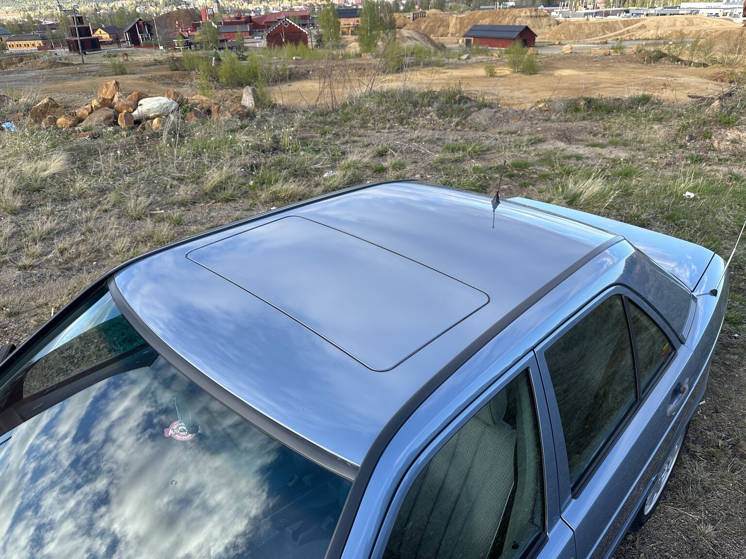 Exterior image of 1988 Mercedes-Benz 190 E