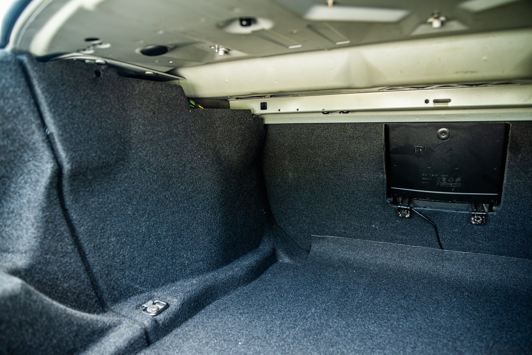 Interior image of 2006 BMW E60 M5