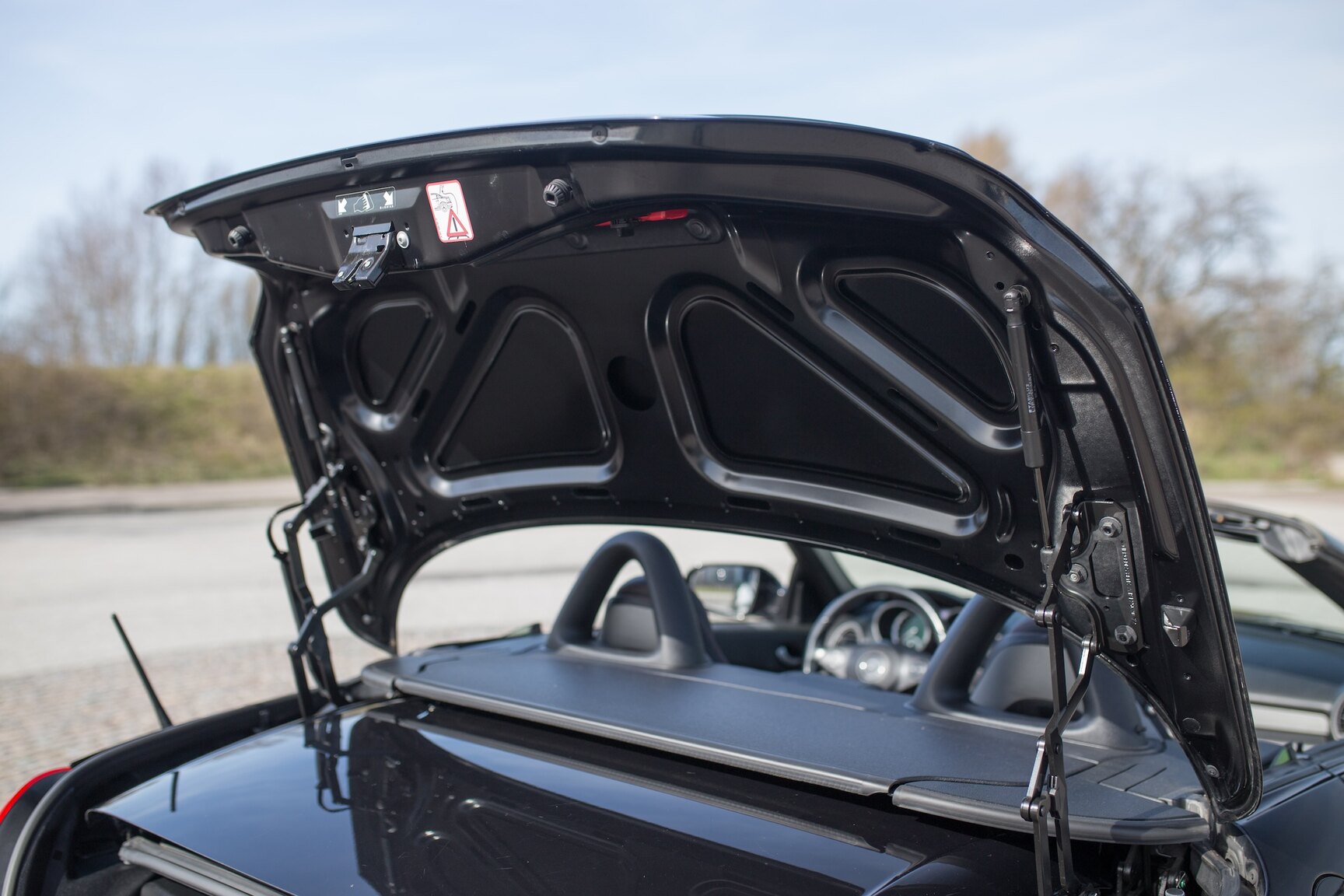 Interior image of 2010 Mercedes-Benz SLK 200 Kompressor (39)