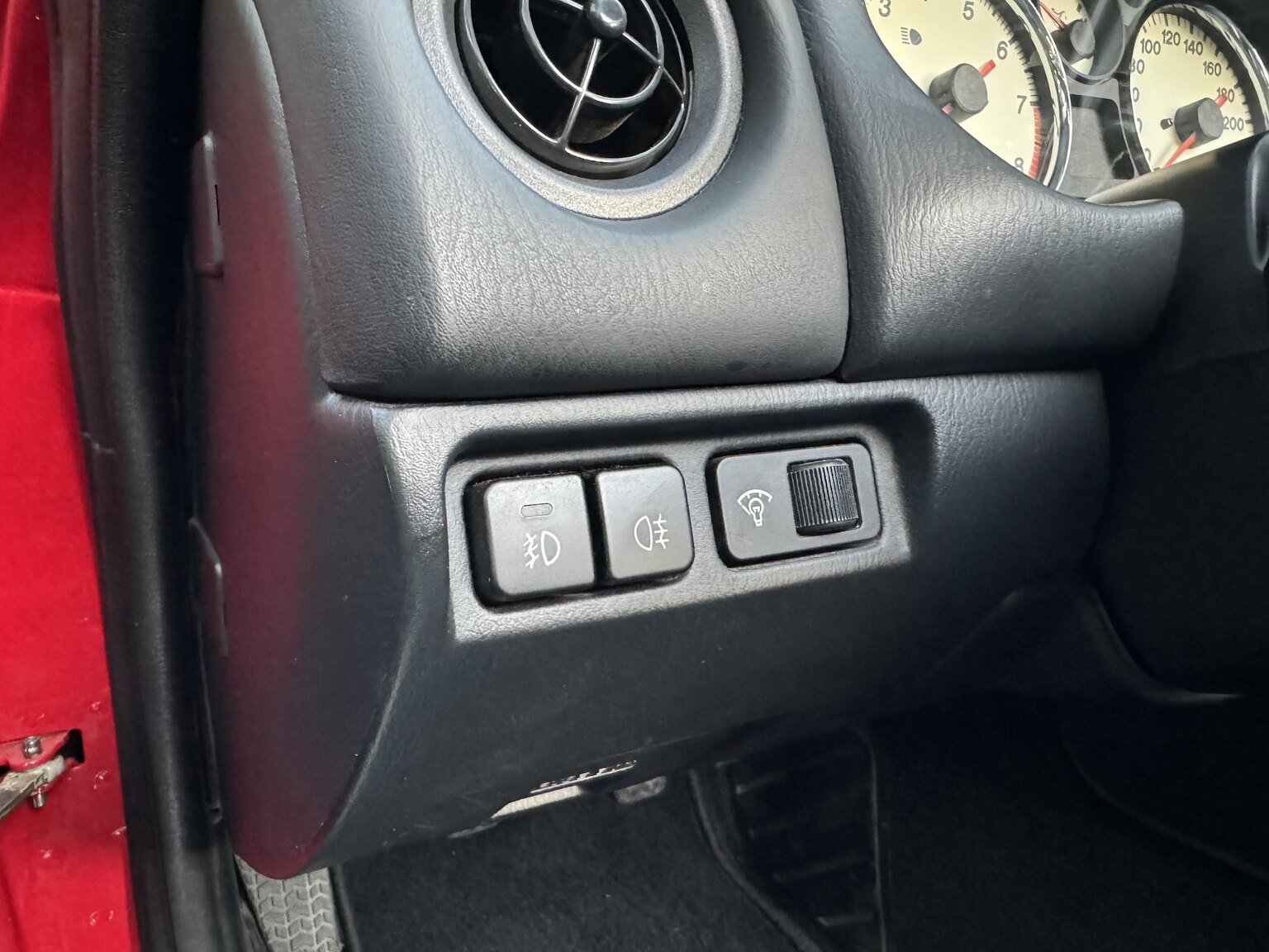 Innenraumfoto von 2004 Mazda MX-5