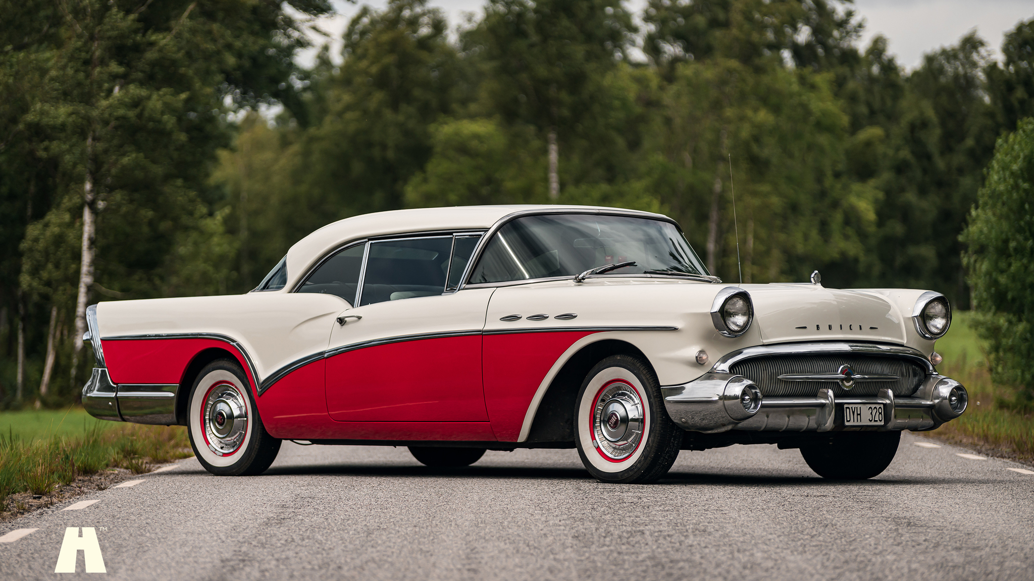 Exterior image of 1957 Buick Special Riviera (Model 46R) V8 (5)
