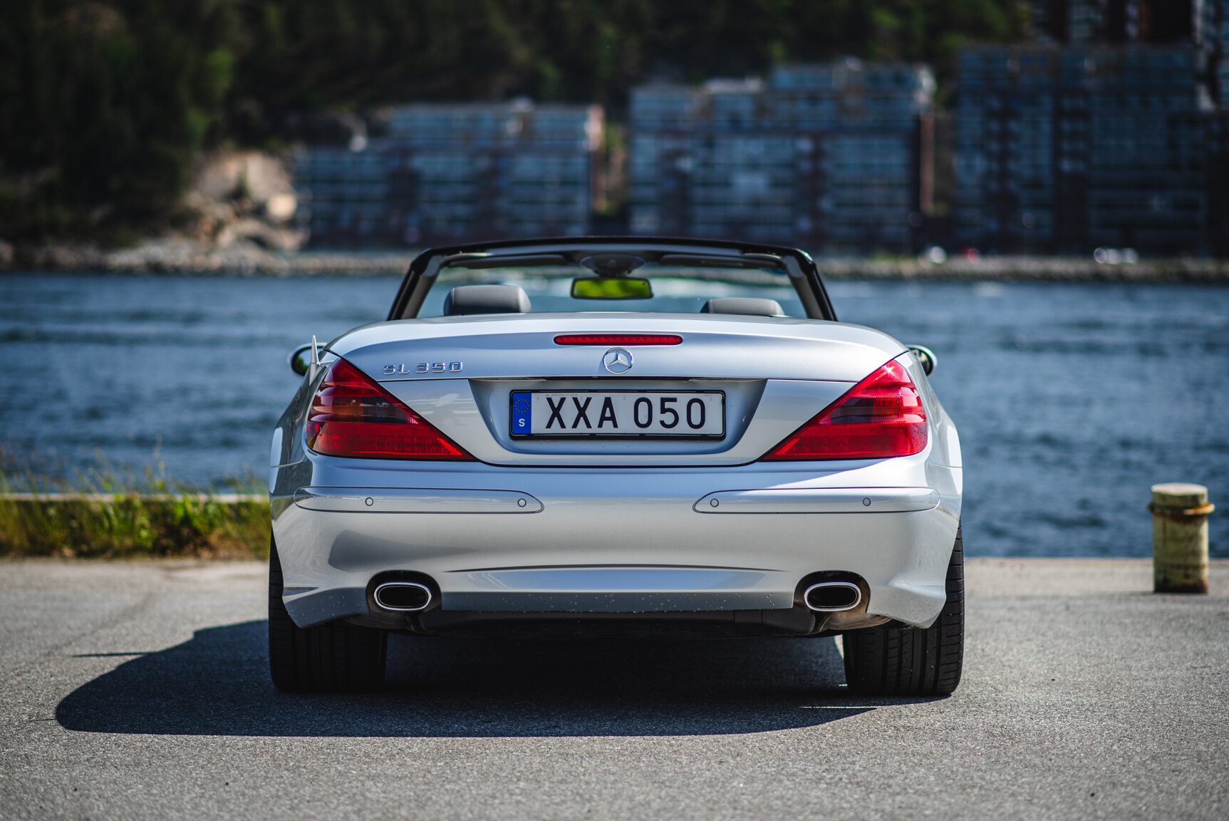 Exteriörbild på 2006 Mercedes-Benz SL 350