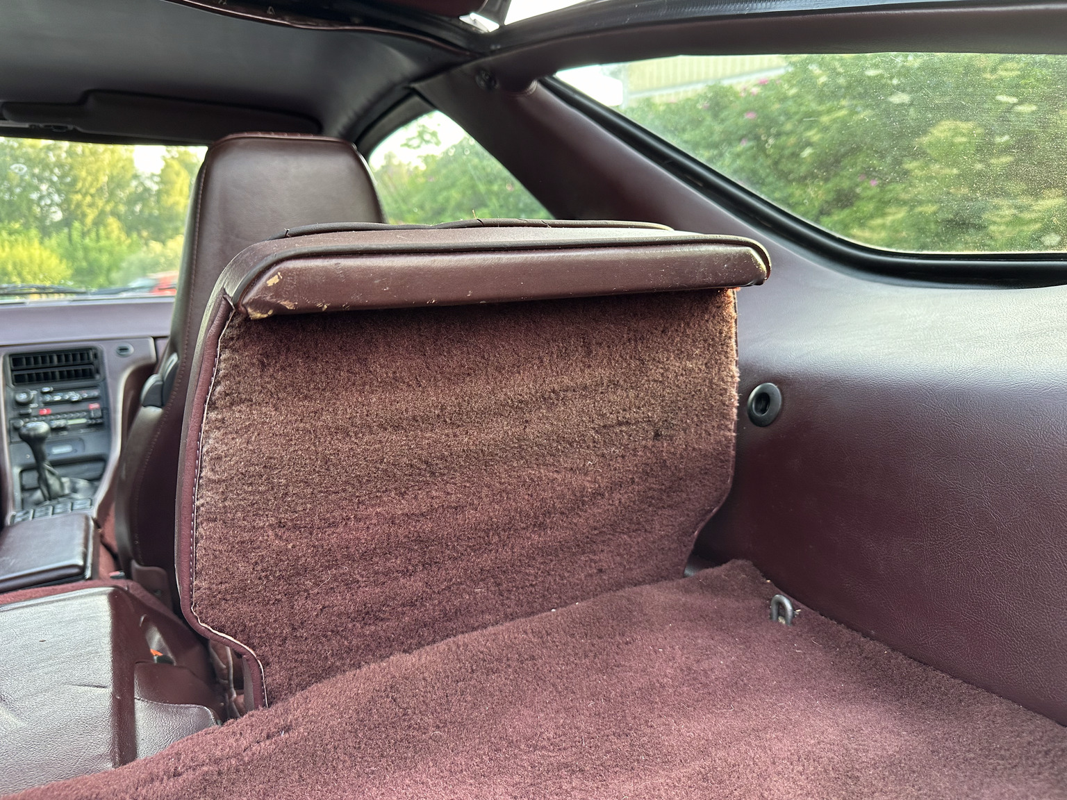 Innenraumfoto von 1985 Porsche 928 (50)