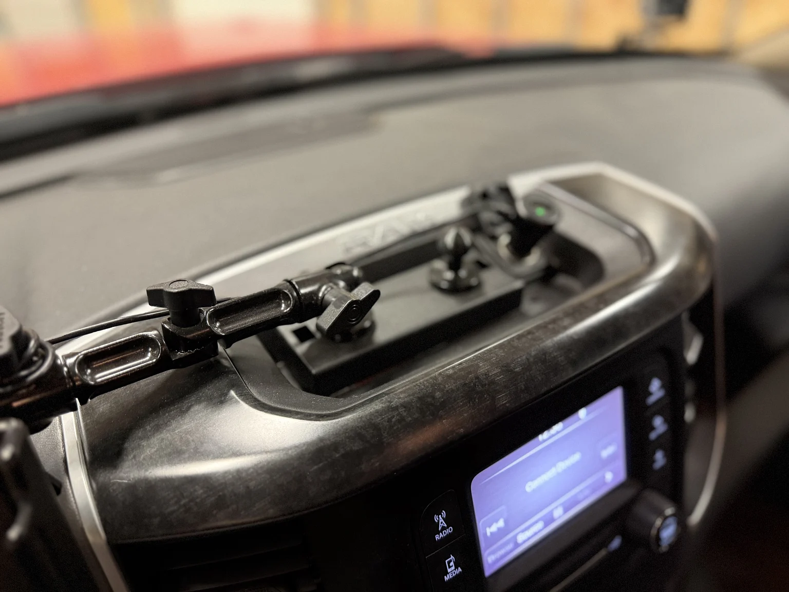 Interiörbild 2020 Dodge Ram 2500 Overland (24)