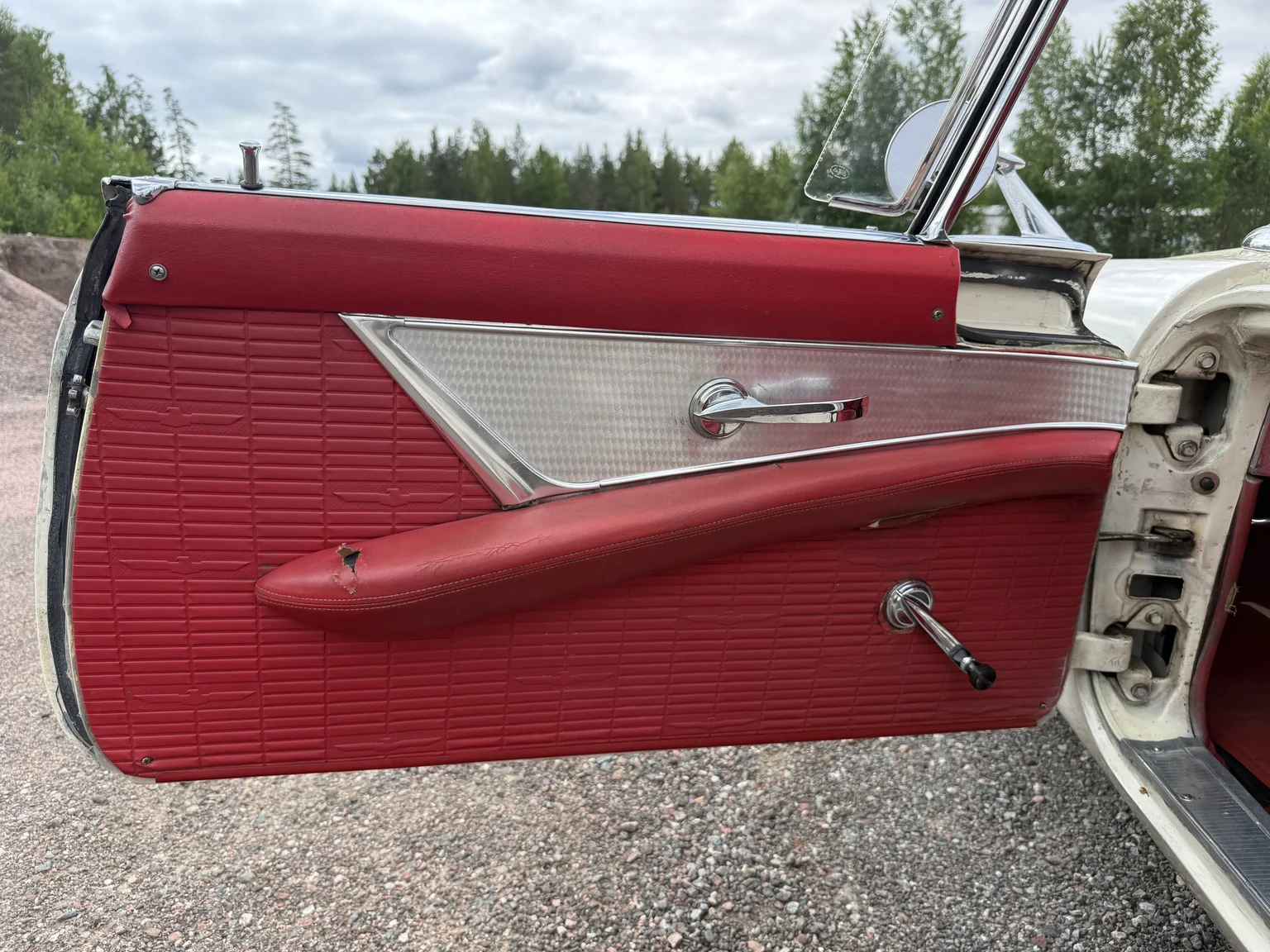 Innenraumfoto von 1957 Ford Thunderbird (7)