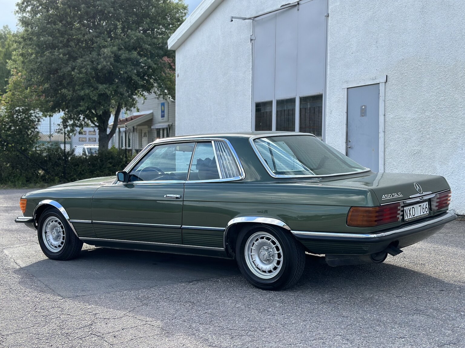 Exteriörbild på 1974 Mercedes Benz 450 SLC
