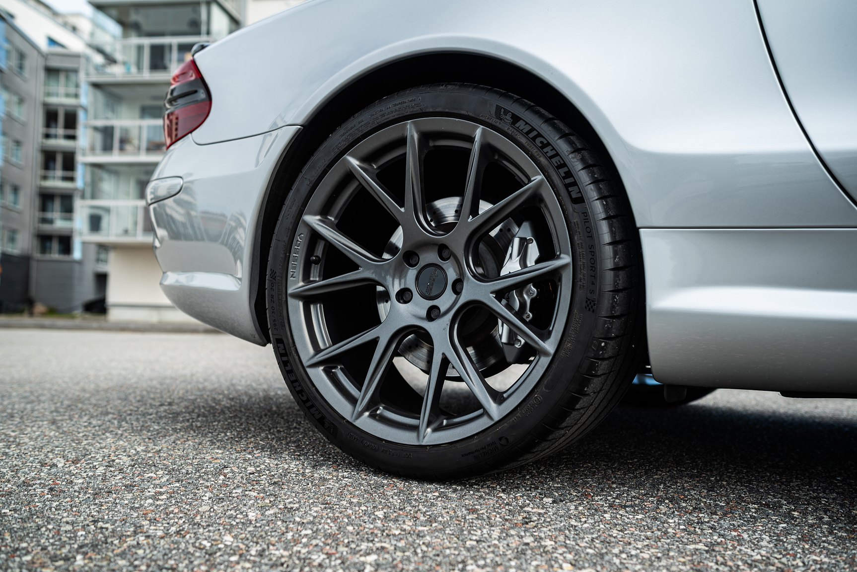 Exterior image of 2002 Mercedes SL 55 AMG